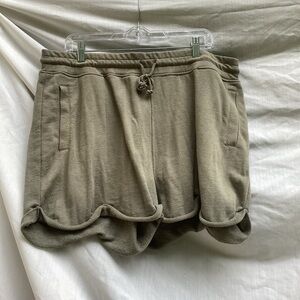 Threads 4 Thought green Women's Athletic loungewear Shorts, size XXL